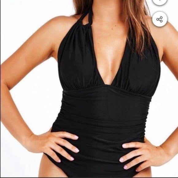 NWT Cupshe Keep Secrets Halter One-piece M - Picture 3 of 10